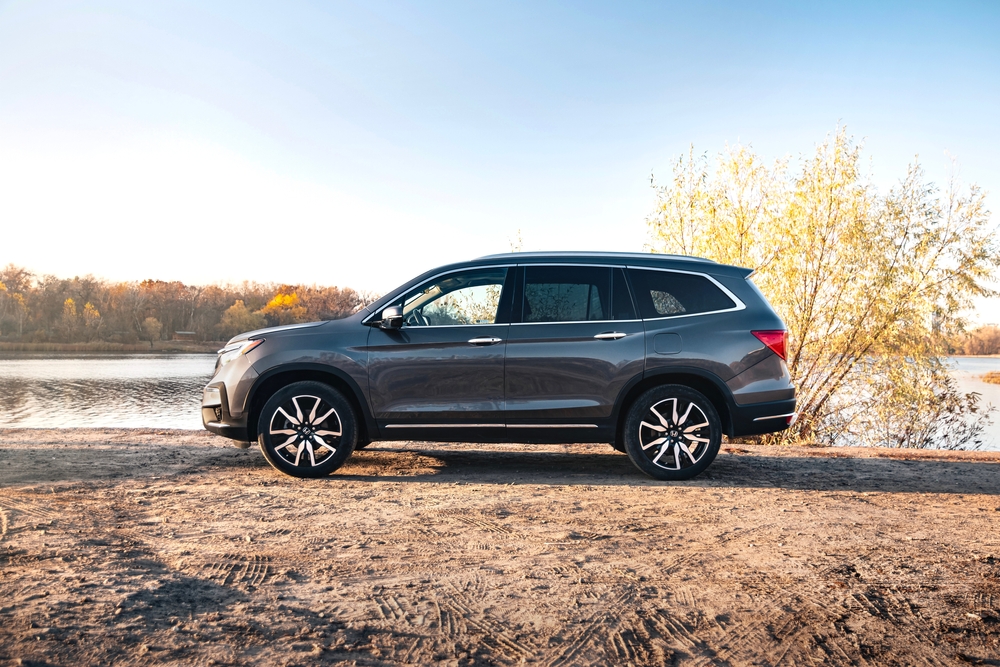 Kyiv,ukraine,-,October,2021:,Honda,Pilot,Touring,2019,In,A honda suv outdoors